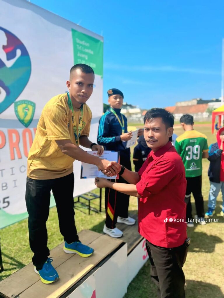 Ade Mardian Syahputra, S.Or Guru SDN 165/X Catur Rahayu Sumbang Empat Medali Untuk Tanjab Timur